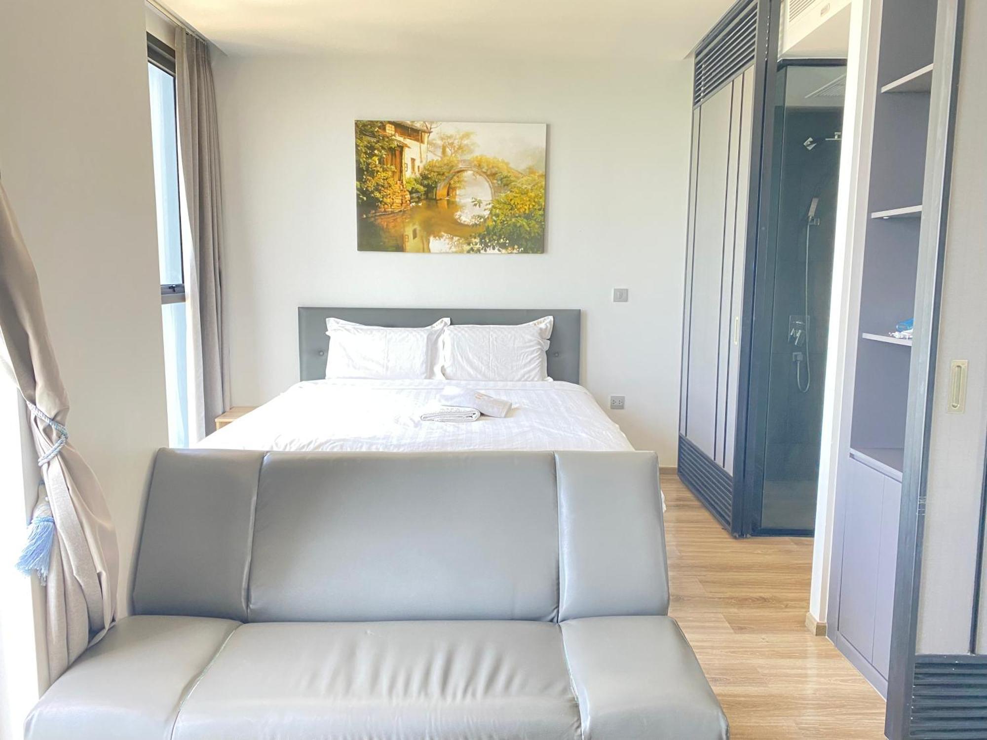 The Andromeda Condominium Seaview Pattaya Bilik gambar