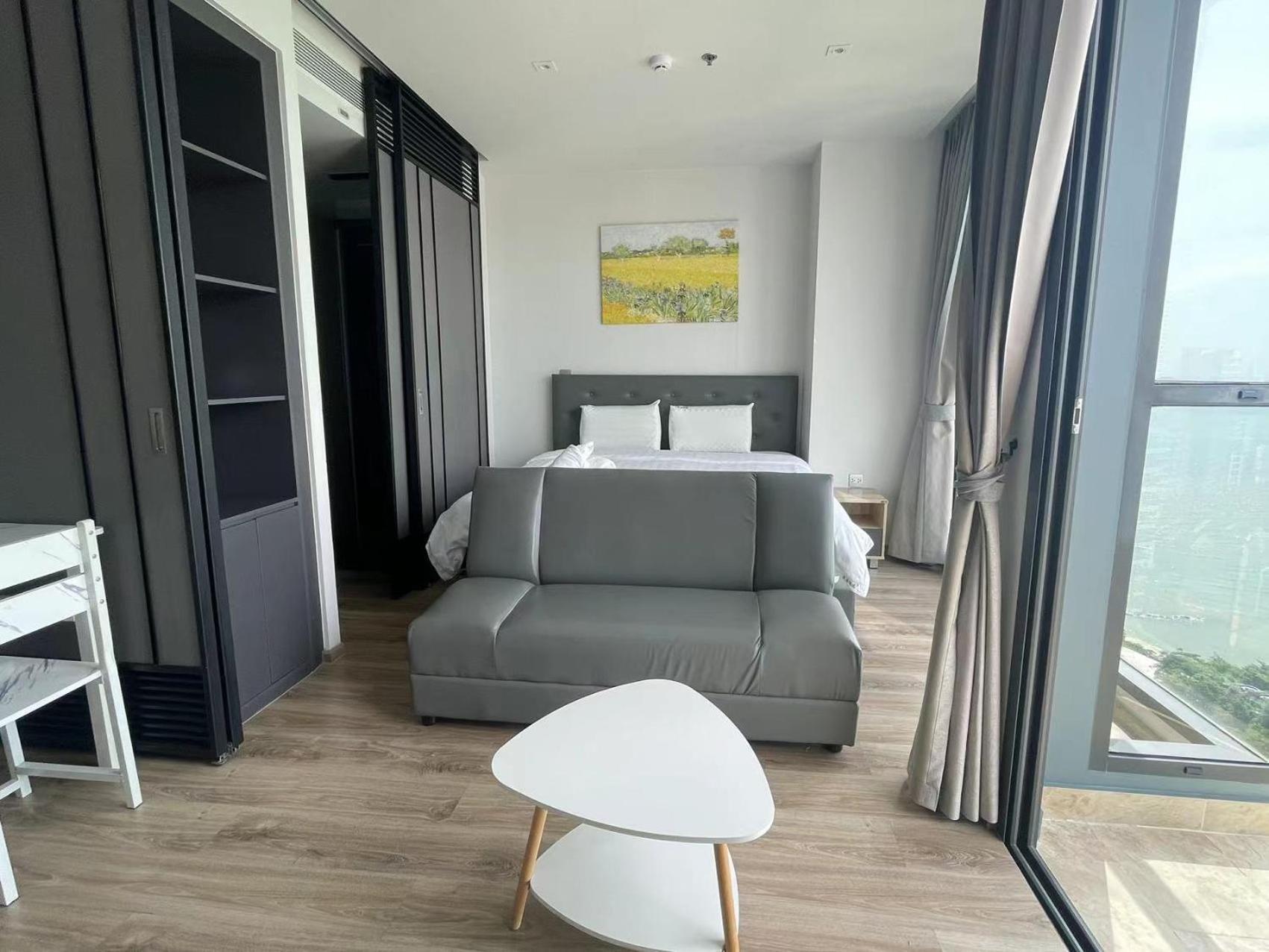 The Andromeda Condominium Seaview Pattaya Bilik gambar
