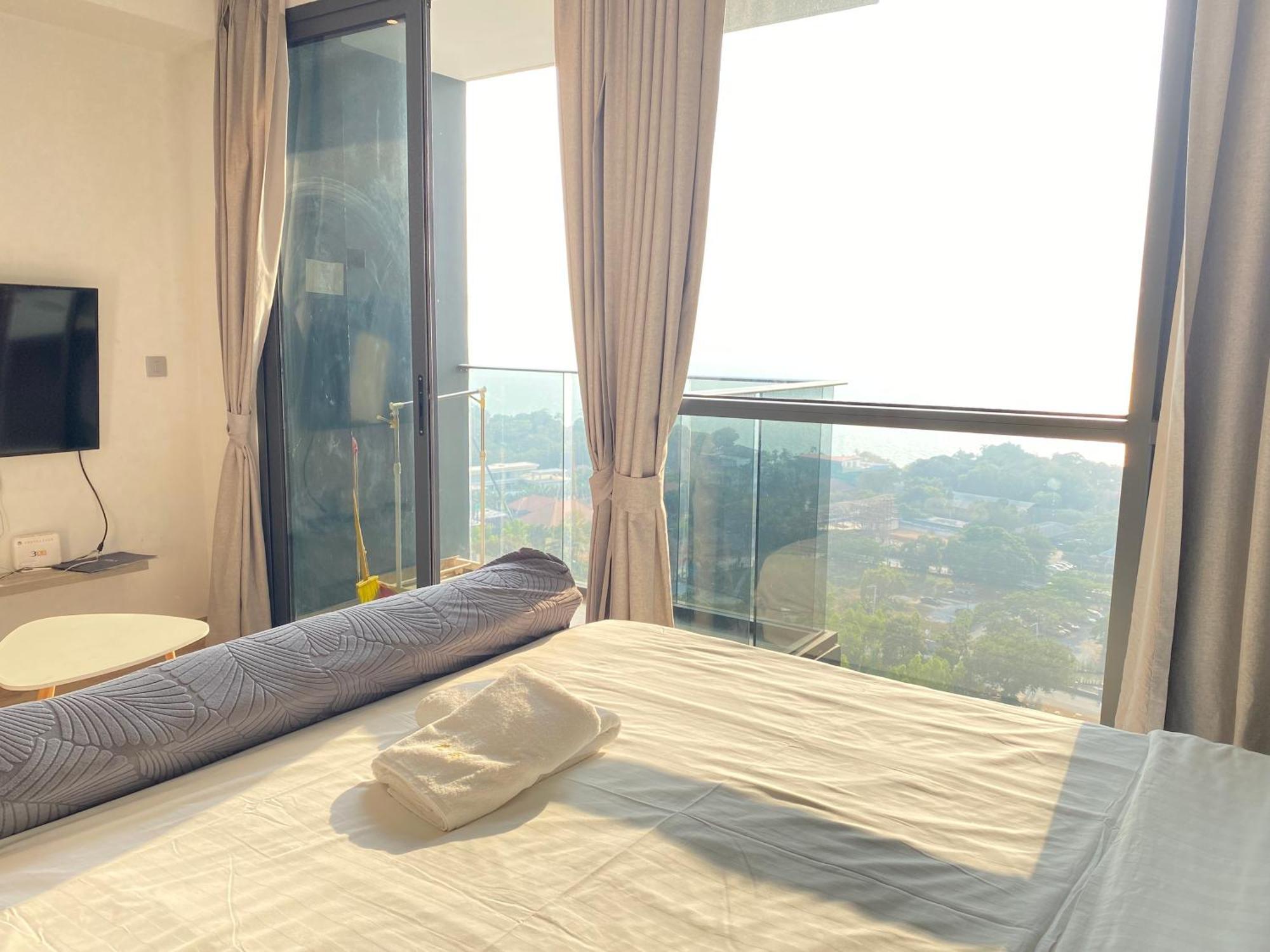 The Andromeda Condominium Seaview Pattaya Luaran gambar